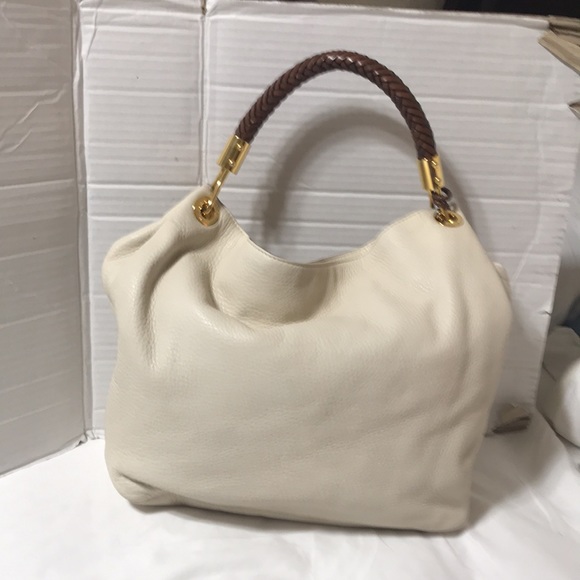 Michael kors Skorpios pebble leather with braided strap. EUC - Picture 2 of 13